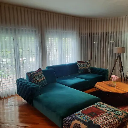 Farah Superior Apartment *