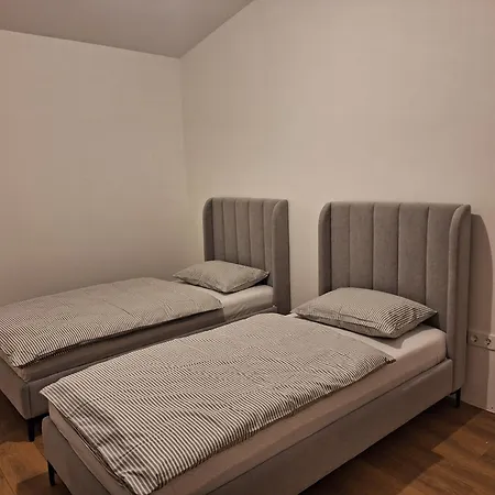 Farah Superior Apartment