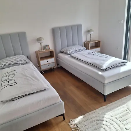 Farah Superior Apartment *