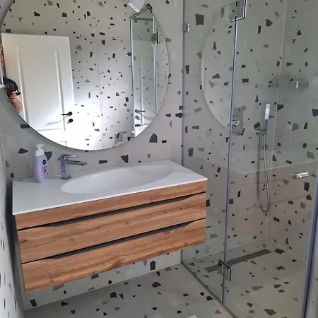 Farah Superior Apartamento Bihać