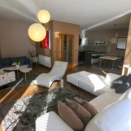 Farah Superior アパート *