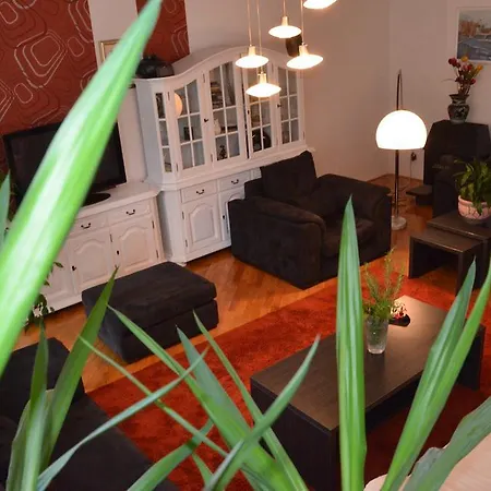 Apartment Farah Superior Bihac