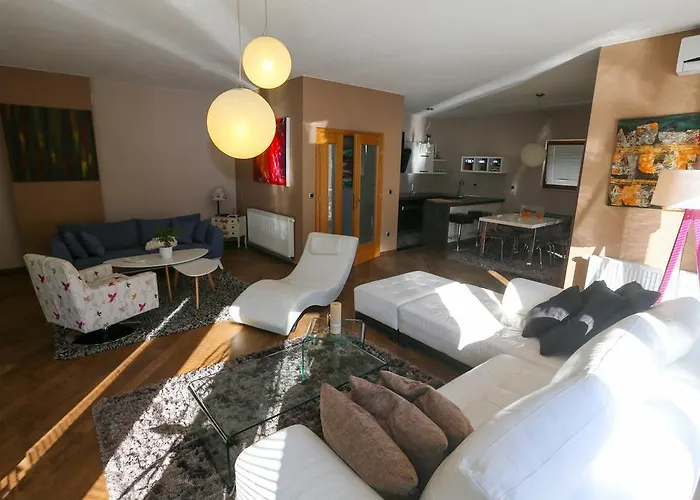 Farah Superior דירה *